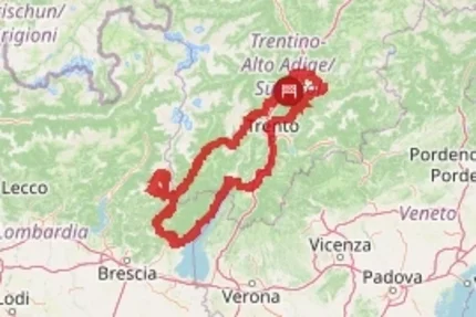 Tour 2 Maxi Gardasee KM 440 Tour 2 Maxi Gardasee KM 440