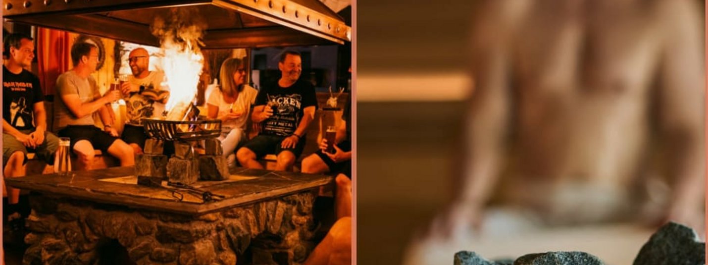 Sweaty Weekend - Schwitzen. Entspannen. Gmiatlichkeit am Feuer. Groep ontspant bij binnenhaard in sauna